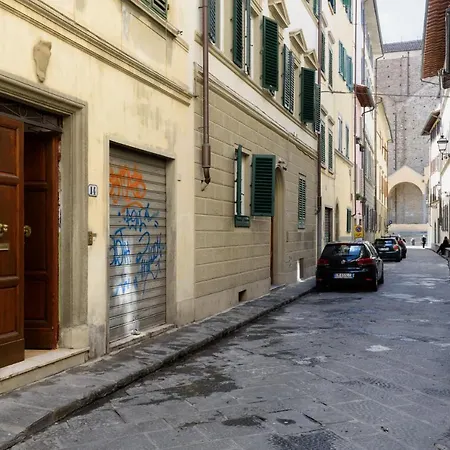 Pinzochere Apartment Florence