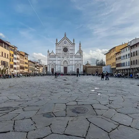 Pinzochere Apartment Florence